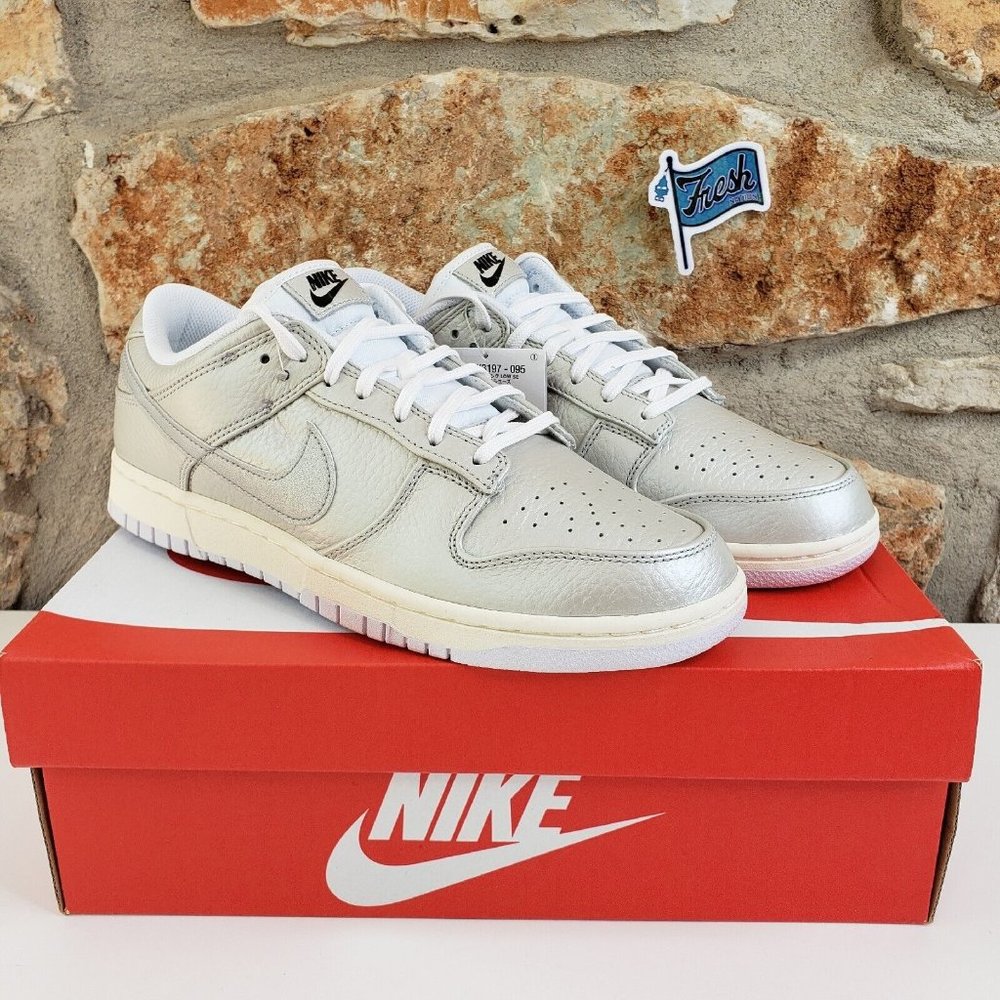 RARE Nike Dunk Low SE "Metallic Silver" JAPAN RELEASE Men Sz 10.5 DX3197-095 NWB